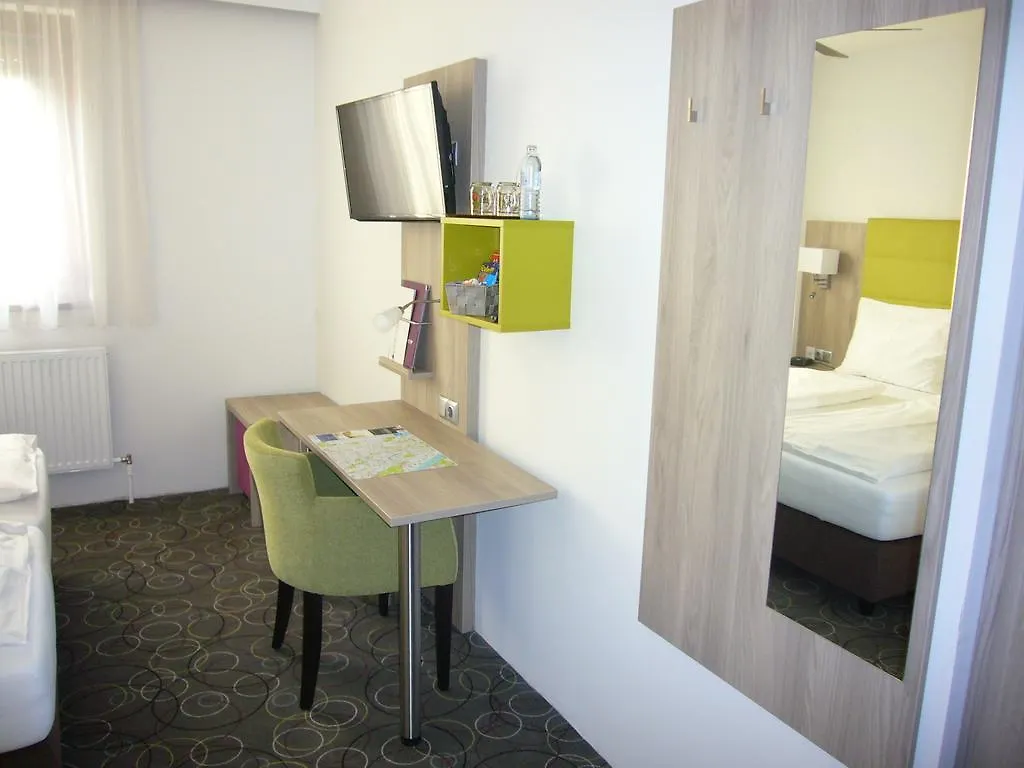 Hotel Strebersdorferhof Vienna