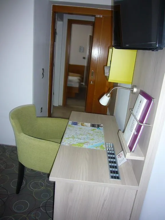 Hotel Strebersdorferhof Vienna Austria
