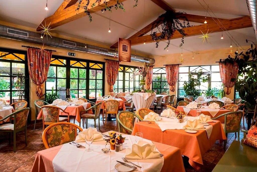 Hotel Strebersdorferhof Vienna 3*,  Austria