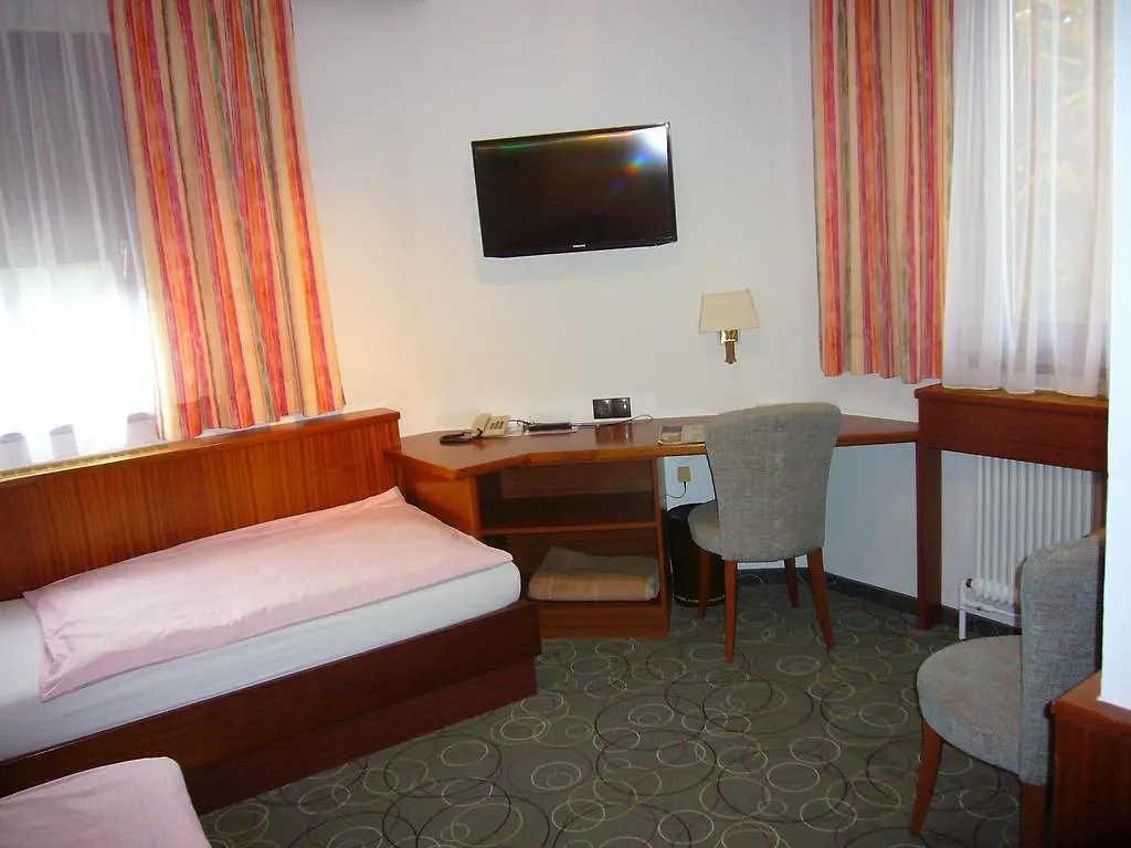 Hotel Strebersdorferhof Vienna 3*,