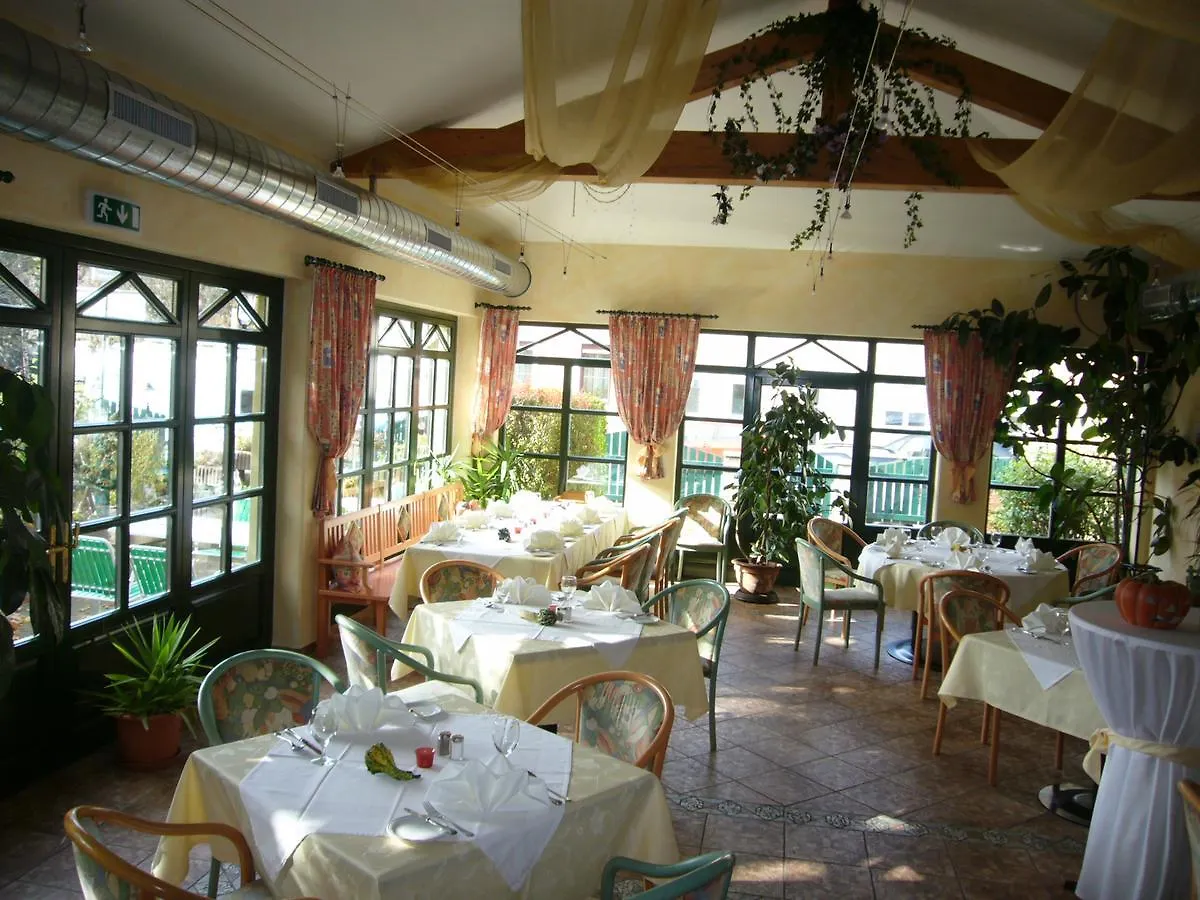 Hotel Strebersdorferhof Vienna