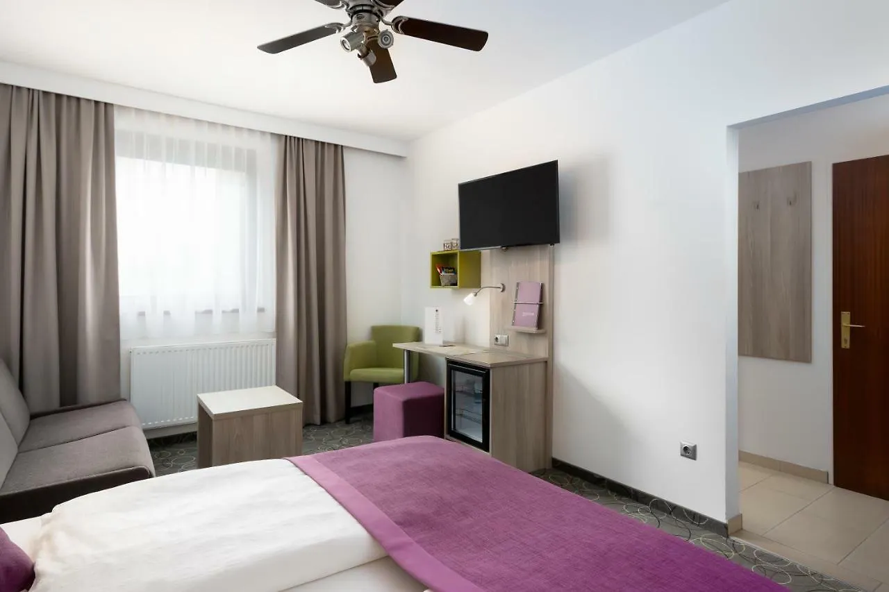 Hotel Strebersdorferhof Vienna