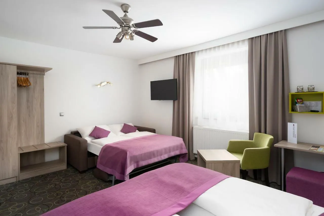Hotel Strebersdorferhof Vienna Austria