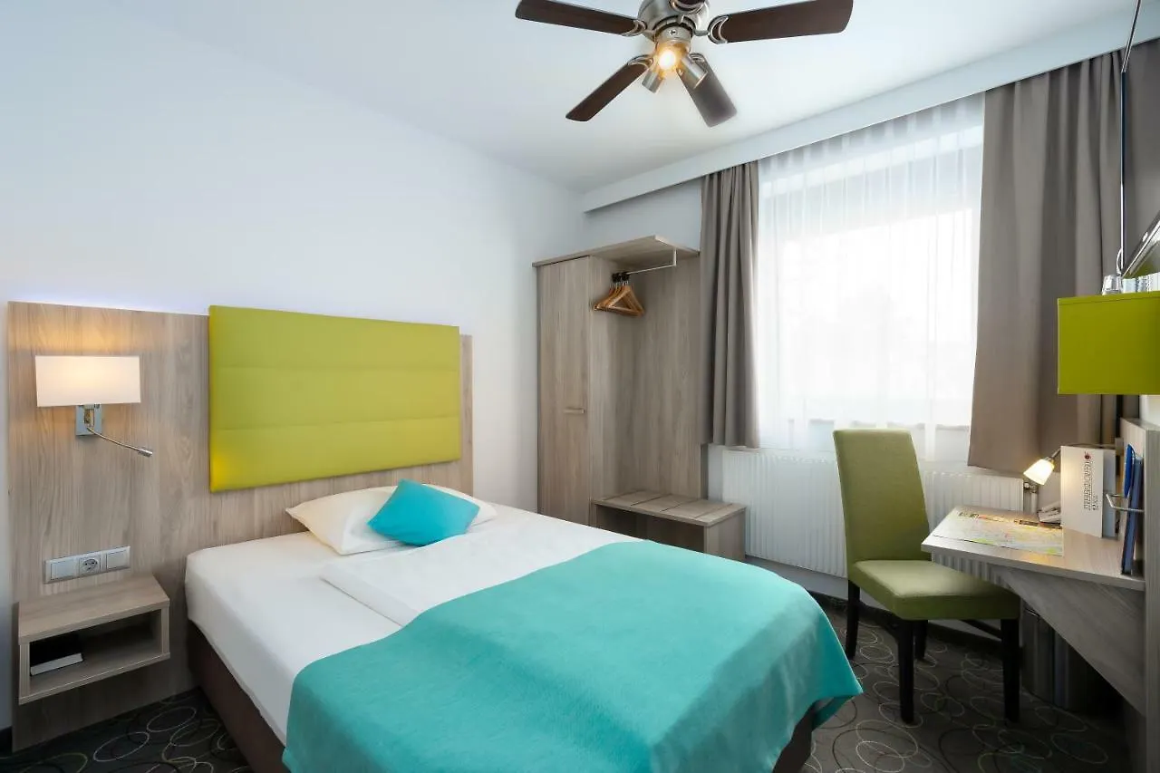 Hotel Strebersdorferhof Vienna 3*,  Austria